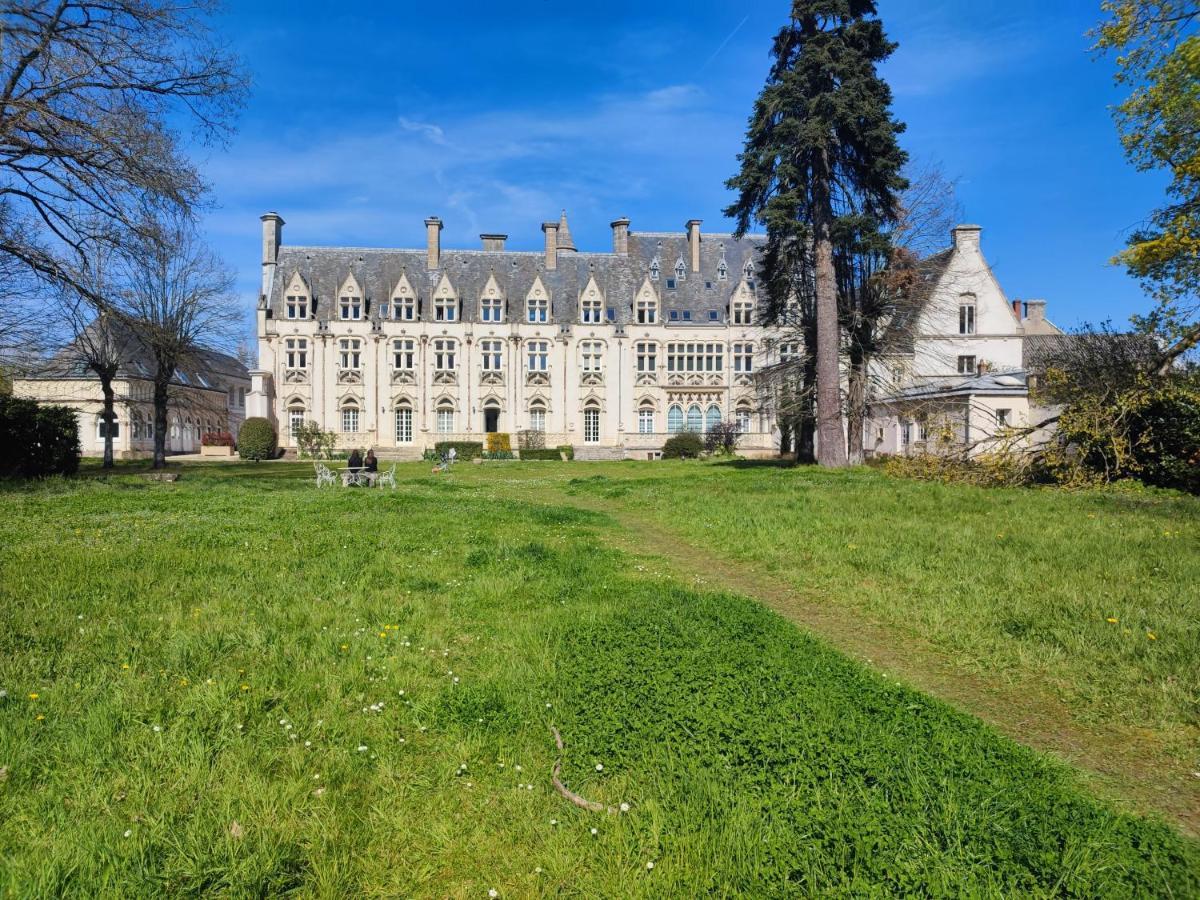 Appartement Chateau Des Montees Orléans Esterno foto