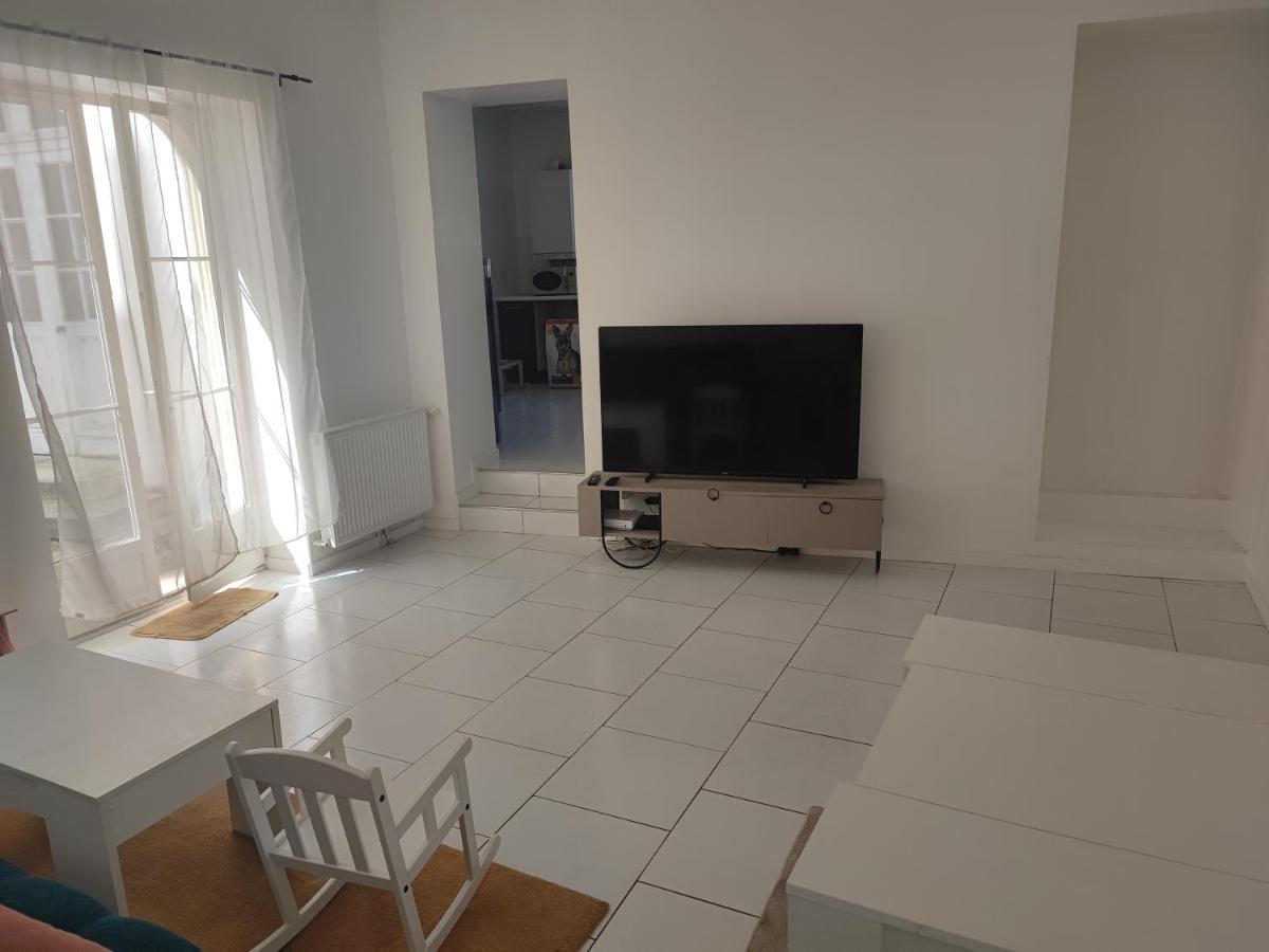 Appartement Chateau Des Montees Orléans Esterno foto
